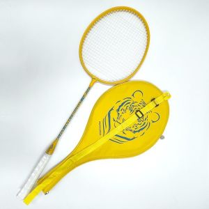 Professional Training Badminton Racket with Customized Design and Lightweight