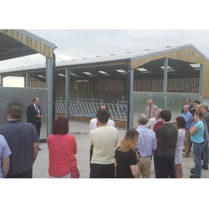 China Modern Design Q345 Prefab Metal Warehouse For College on sale