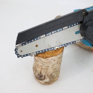 China 6 Inch Battery Powered Tree Cutting Machine Chainsaw Wood Saw Machine