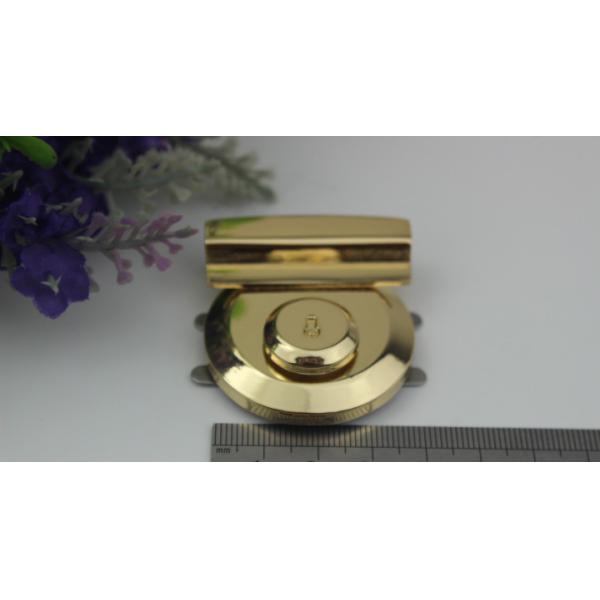 High quality bag hardware accessory gold color snap push lock for handbag