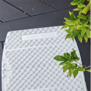 99g Weight Ultralight Foaming Sleeping Pad Pearl White Saving Space PE Foam Mat