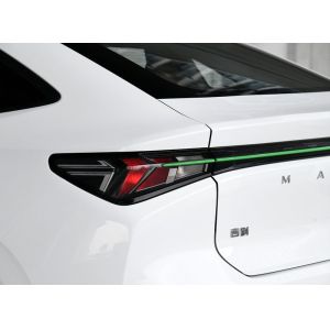 Pure Electric Vehicle Geely Cao Cao 60 EV With Swappable Batteries And A 415 Km