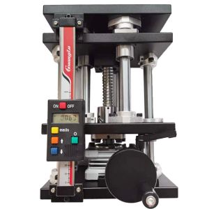 China 10mm Travel Manual Lab Jack Smooth Adjustment With Digital Ruler on sale