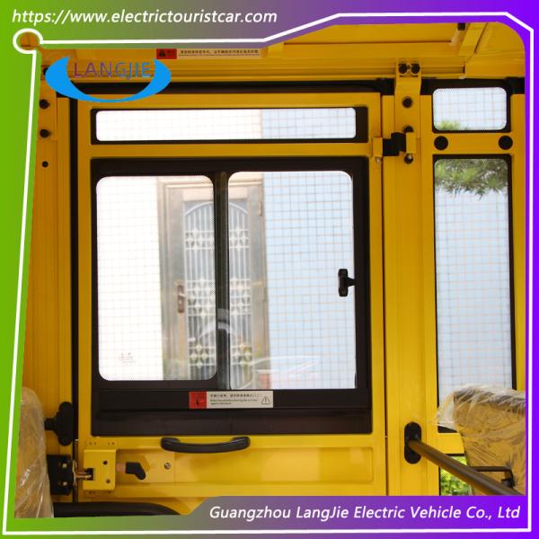 5 Person 4 Wheels Electric Freight Car With Door AC motor For Factory Or Hotel