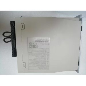 YASKAWA Electric Corporation SERVO SGD7S-5R5A10A Industrial Servo Motor