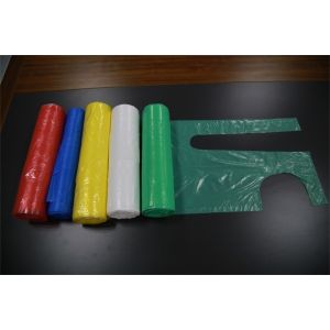 Colorful Lightweight Disposable Polyethylene Aprons For Haircut / Hospitals