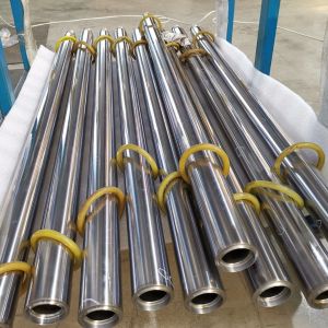 China Hardened Surface 20MnV6 Chrome plating Piston Rod Custom Diameter on sale