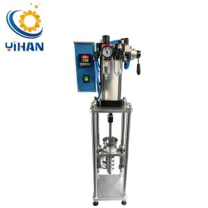 60 cm3 Theoretical Shot Volume Plastic Extrusion Molding Machine for USB