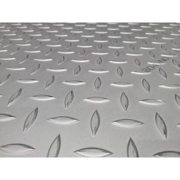 304 SS HR Stainless Steel Checkered Plate Anti Slip Embossed Diamond