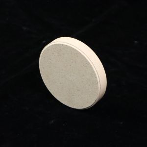 1.9-2.2g/cm3 Cordierite Mullite Kiln Shelves The Perfect Combination of Strength