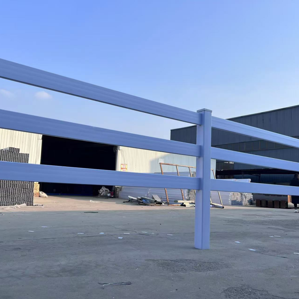 1.5m High PVC Horse Fence With UV And High Temp Resistance Pvc Arena Fencing