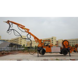 Wet Mix Concrete Sprayer Machine KC3017 Fully Hydraulic Control 400 Mm Ground