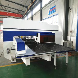 CNC Servo Punch Press High Precious Positioning 600hpm Punching Frequency