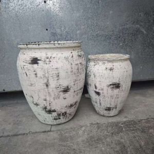 Irregular Black Brush White Round Fiber Clay Planter Lobby Redesign