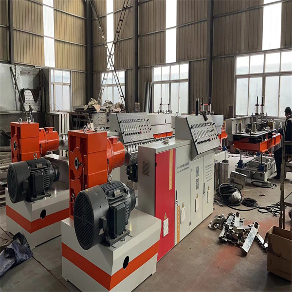 120kg/h-150kg/h Single Screw Extruder HDPE Pipe Jointing Machine Manufacturers