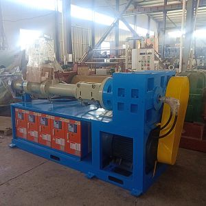 EPDM Rubber Extruder Machine with China Manufacture