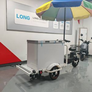 Mobile insulated tricycle for street vending, refrigerator tricycle, scenic spot