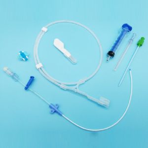 China Anesthesia ICU Intensive Critical Care Cvc 3 Lumen Catheter 8cm 15cm 20cm on sale