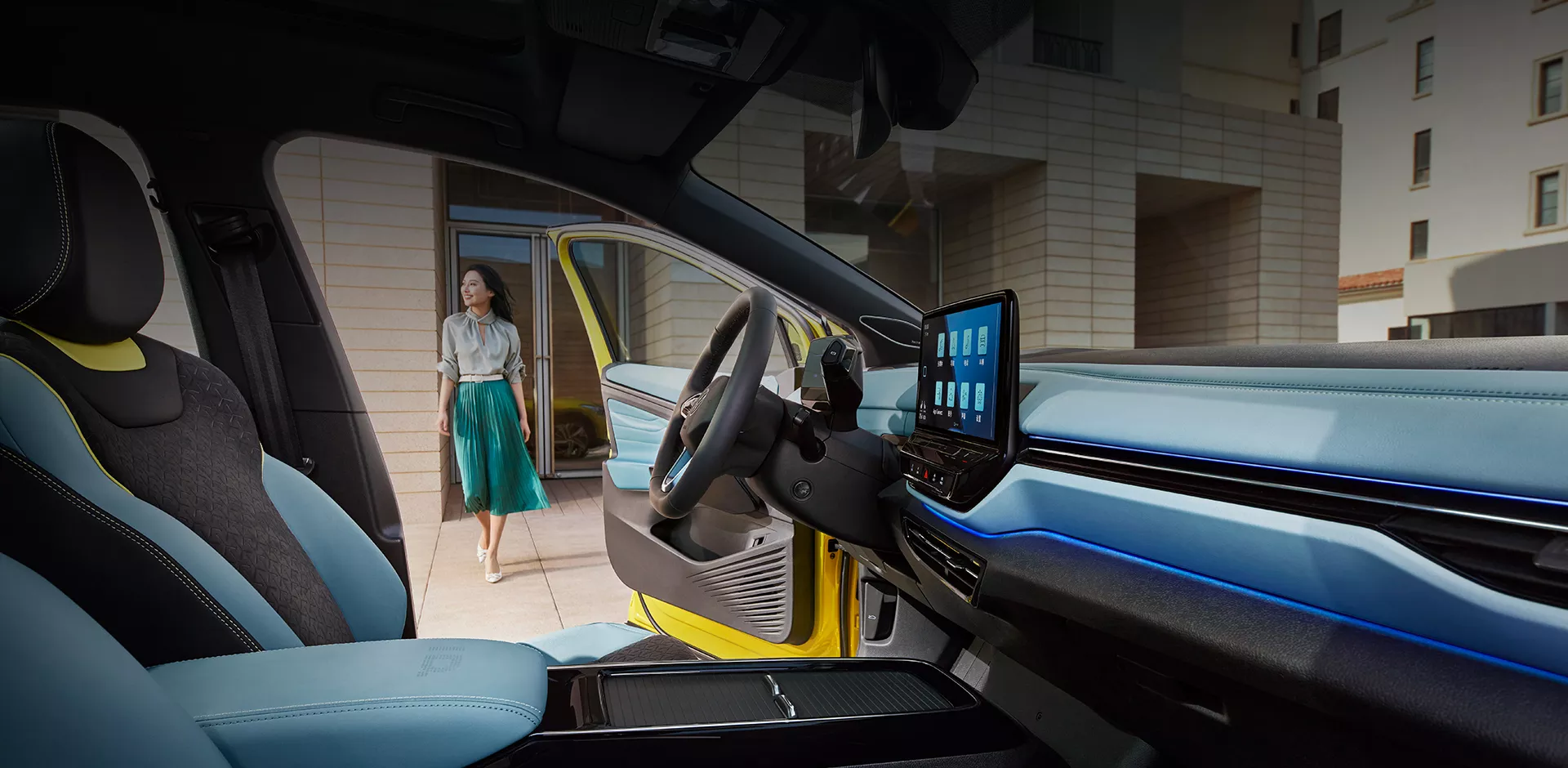 4612*1852*1640mm VW ID4 X Electric Car with 170Ps Motor and speed SUV Design