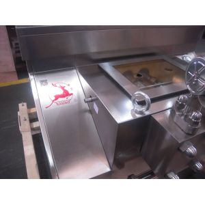 Powerful Multifunctional Dairy Homogenizer 24Mpa Vertical Positioned