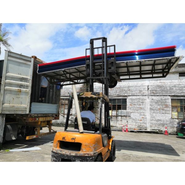 Multiwall Polycarbonate Hollow Sheet 8mm Thick Twinwall Panel Providing Lightweight Durable Solution with UV Protection and High Strength