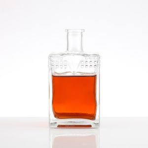 Hot Stamping Surface Handling 750ml Glass Wine Bottles for 2022 Custom Logo