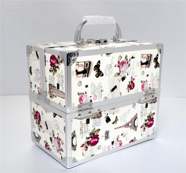 Aluminum train case for cosmetics