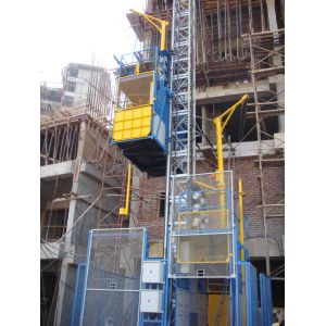 Double Cage Construction Hoist Elevator 3200kg With High Speed