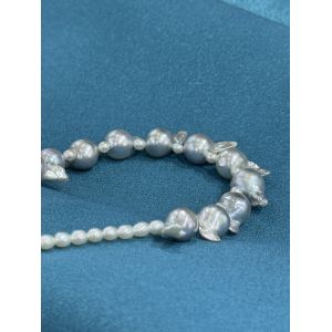 Heart shaped pendant necklace with a pendant size of 9 mm 10 mm and 41 cm chain