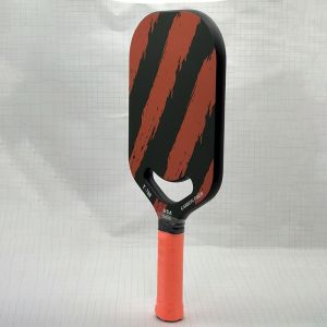 Distinctive Pattern Pickleball Paddles: T - 700 Carbon, USA - Inspired
