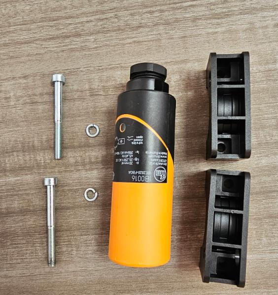 Durable IFM Inductive Sensor IB0016 IBE2020 with 20mm Sensing Range and Short