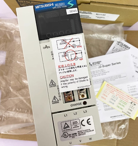 AC SERVO DRIVER MR-J2S-100A-S046 3 Phase MITSUBISHI Melservo Industrial