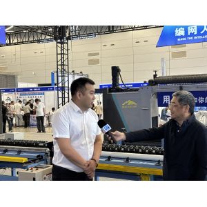 China Gabion Mesh Machine Precision Weaved on sale