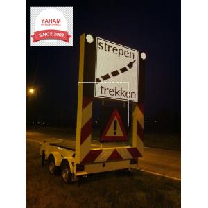 Outdoor P20 RGB Portable Traffic Signs , Electronic Led Sign Display For Mobile