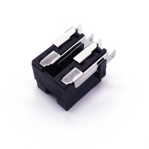 PA66 Plastic Black Brass Terminal PCB Mount Blade Fuse Holder for Automotive