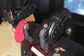 Hd Screen Shooting Arcade Machine Coin Operated 110V / 220V Voltage 1 Year