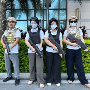 China Commercial Wireless Laser Tag Game Set with 8 Playing Modes for Indoor & Outdoor Entertainment on sale