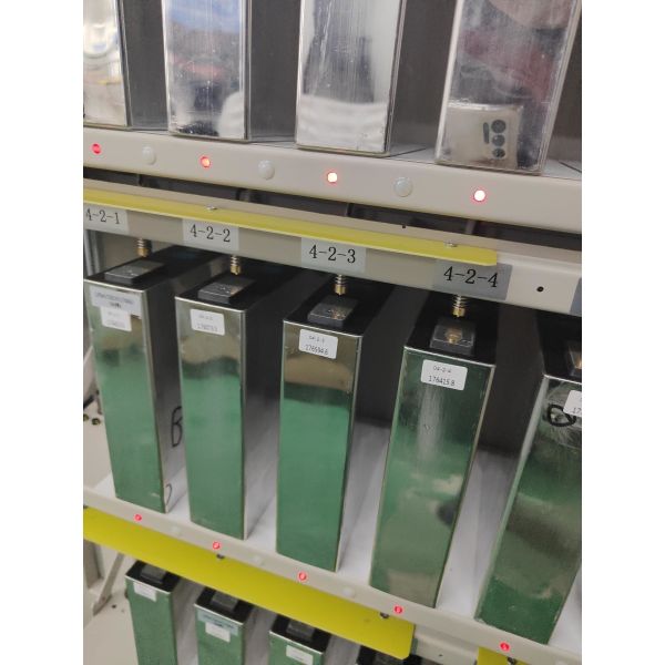 Link-W 3.2V 170AH High-Capacity Prismatic Lithium Cell for Industrial Applicatio