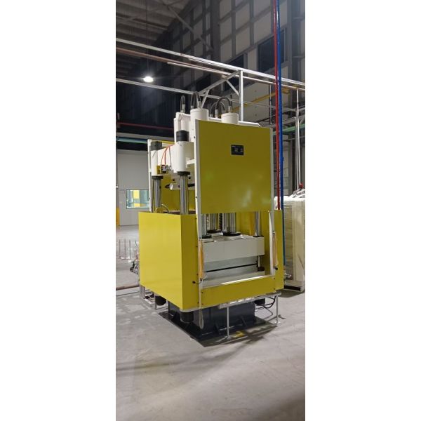 PLC Control Air Spring Vulcanizing Machine with Customized Cylinder Stroke for High Temperature and Pressure Rubber Molding