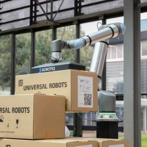 Universal Robots UR20 - 20 Kg (44.1 Lbs) Payload Collaborative Robot With 1 M/s