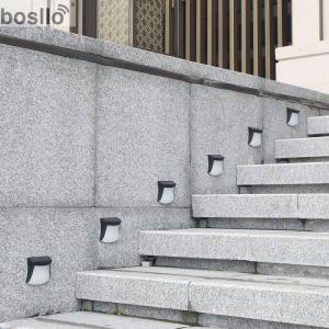 3000K Solar Pathway Lights Customized Wall Mounted Solar Lamp