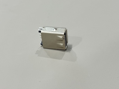 USB 2.0 A/F Clamp-Type Connector with Protective Housing | Gold-Flash Plated Terminal Connector for PCB, Cable Assembly & Electronic Devices