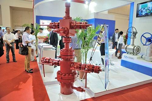 Quality API 6A 2-9/16" 5000psi PSL1 & PR1 X-Mas Tree , Oilfield Wellhead Chrismas Tree for Oil Drilling for sale