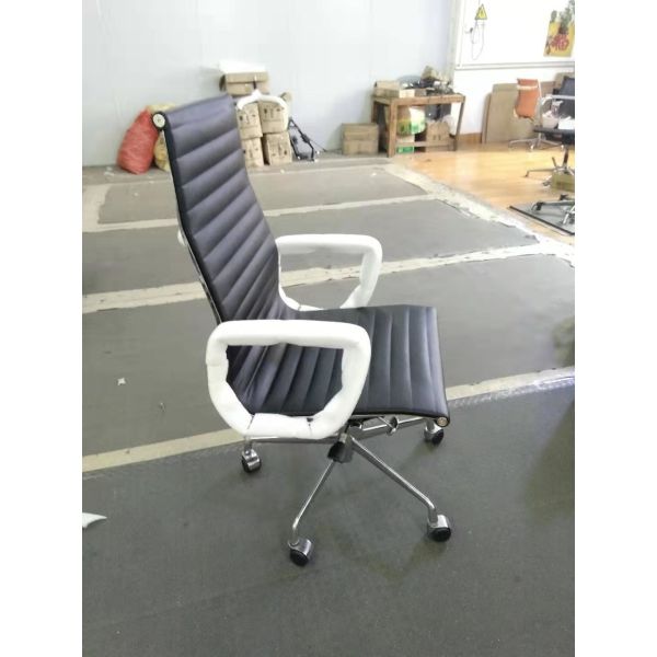 Quality Customized Design Luxury Executive Office Chair For Inside Cubicles / Meeting Tables for sale