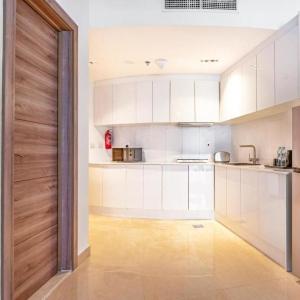 Custom Design All In One Melamine Modular Kitchen Cabinet Set With Sink For