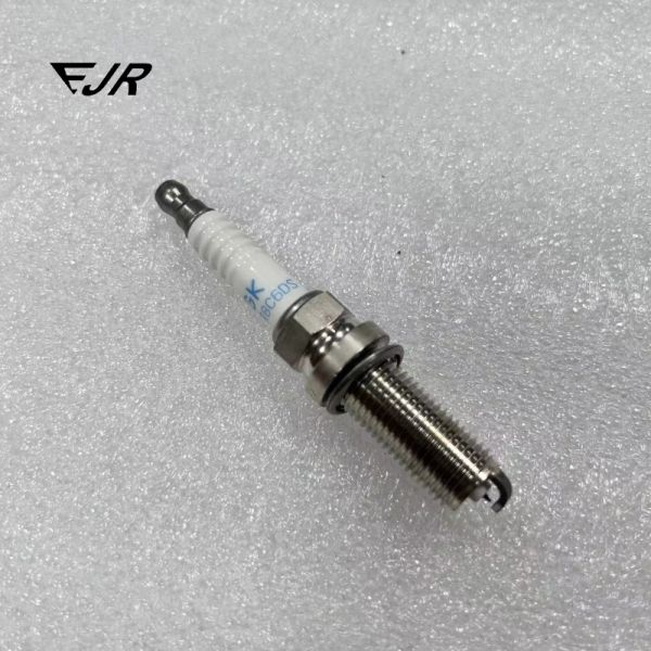 OE Standard 310235 3.0 Automotive Engine Spark Plug For Ghibli Levante Quattroporte