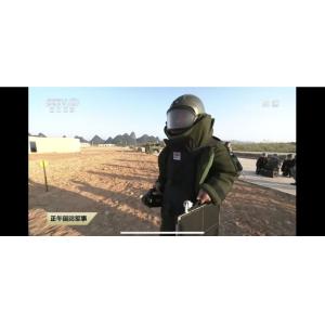 Disposal Comfortable Flexible Eod Bomb Suit With Cooling Suit