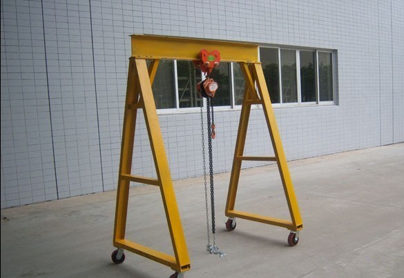 Quality Multifunctional Single Girder 2T Gantry Crane Portable Mobile Small for sale