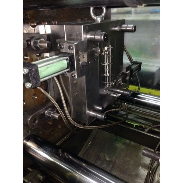 S136 Plastic Injection Mold Tooling , Custom Plastic Moulding With Moldflow