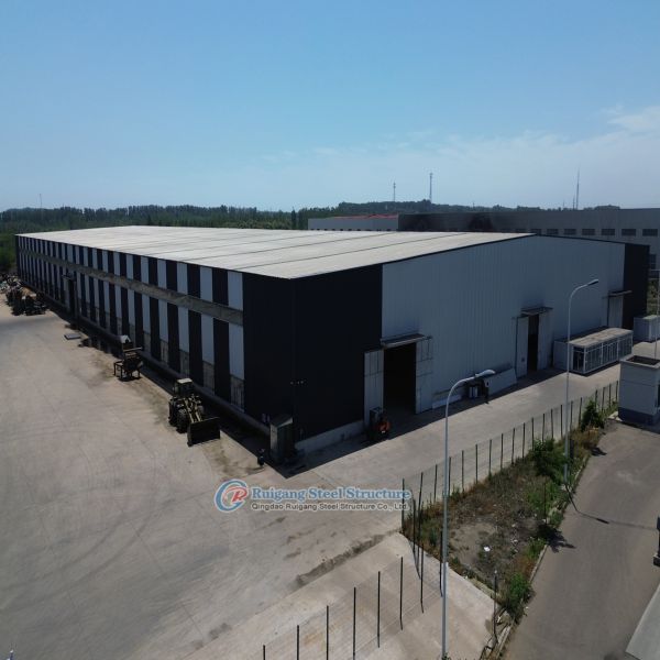 Quality Custom Steel Structure Warehouse with Galvanized or Painted Finish for sale